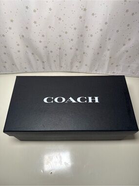 COACH BOX